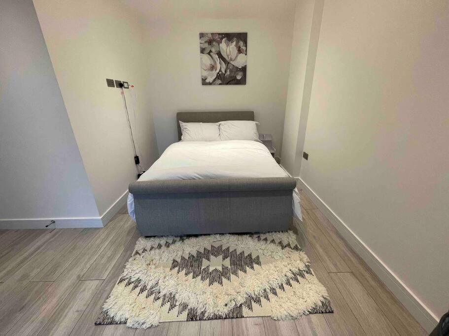 Stylish And Cosy 2 Bedroom Flat In Croydon Buitenkant foto